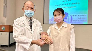 手腳關節腫又紅痛快20年，以為是痛風？精準醫療抗體檢測竟是「類風濕性關節炎」，成功扭轉病情！